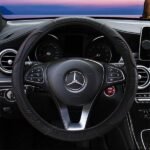 Car Auto Steering Wheel Cover Carbon Fibre Breathable Anti-slip Protector